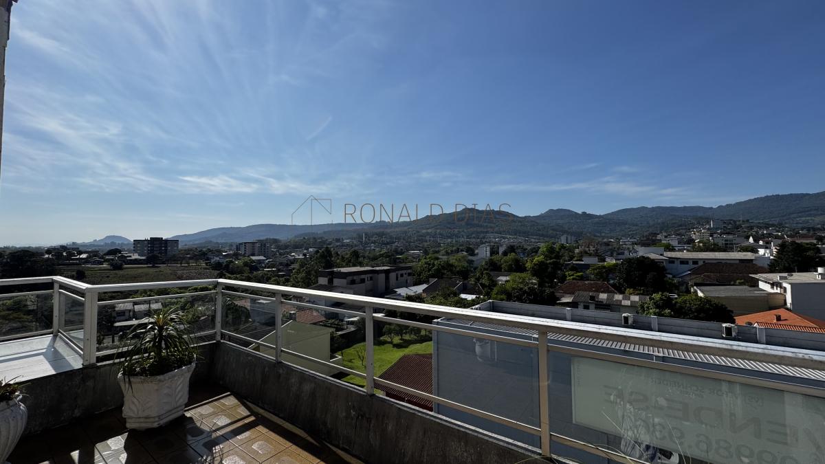 Cobertura duplex à venda no Centro de Dois Irmãos