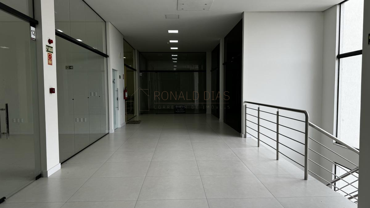 Salas comerciais à venda em Dois irmãos